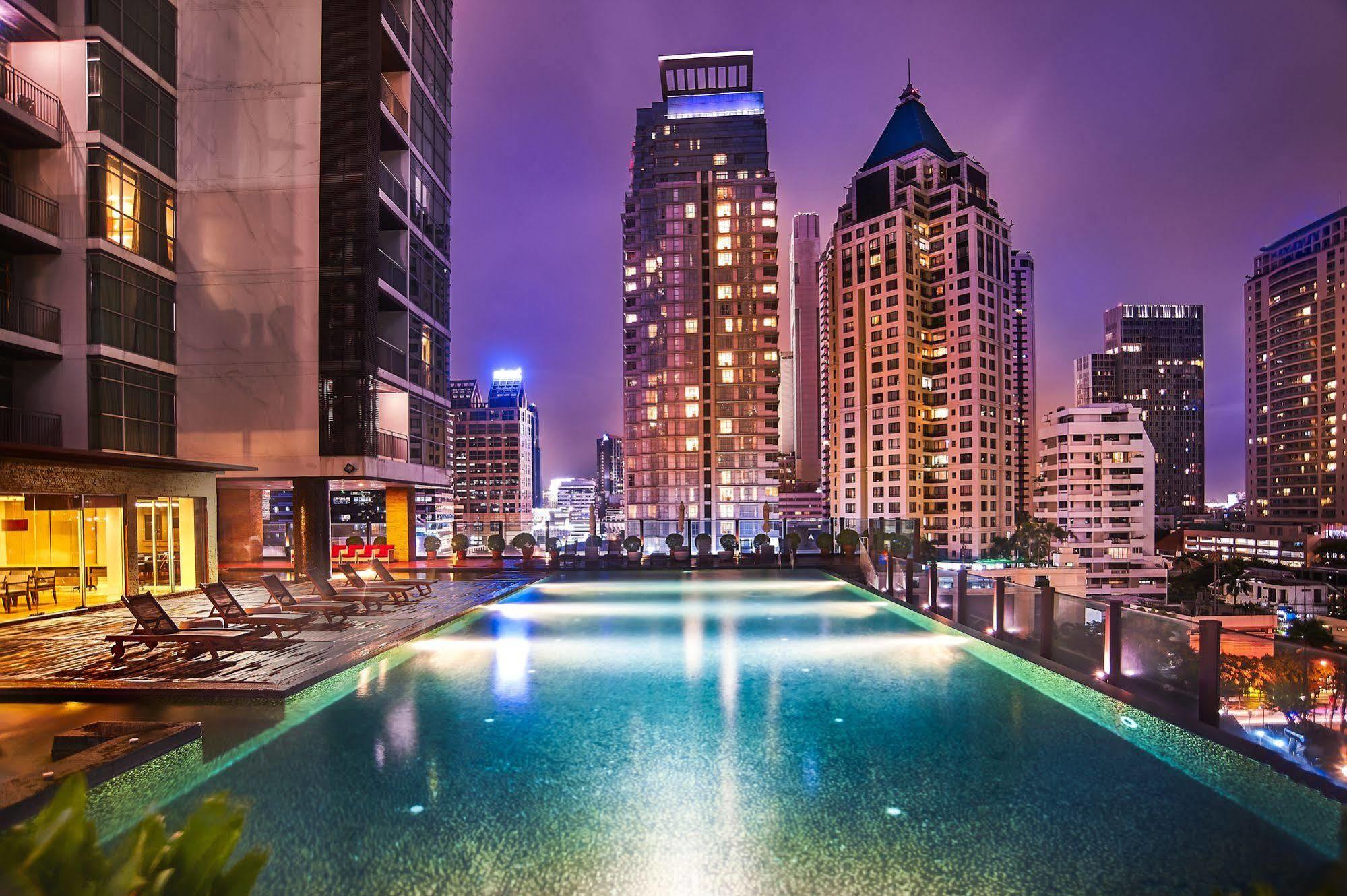 Urbana Sathorn Hotel, Bangkok Exterior photo
